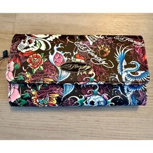 NWT Ed Hardy Women's Bifold Wallet Skull Floral Tattoo Pattern Black Pink Y2K